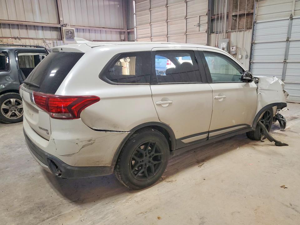2018 Mitsubishi VIN JA4AD3A30JZ028035 COPART salvage auction — FRONT END, TX - SALVAGE VEHICLE TITLE, sold $1,450 on 2026-07-31 (photo 3)