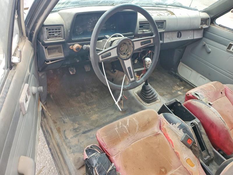 1988 Toyota Pickup VIN JT4RN50R0J5113164 COPART salvage auction — FRONT END, Id - Certificate Of Title, sold $500 on 2026-07-30 (photo 8)
