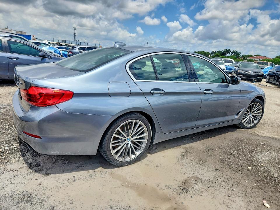 2018 BMW 5er VIN WBAJE5C53JWA93217 COPART salvage auction — WATER/FLOOD, Fl - Cert Of Title-Slvg Rebld Flood, sold $5,600 on 2026-07-10 (photo 3)