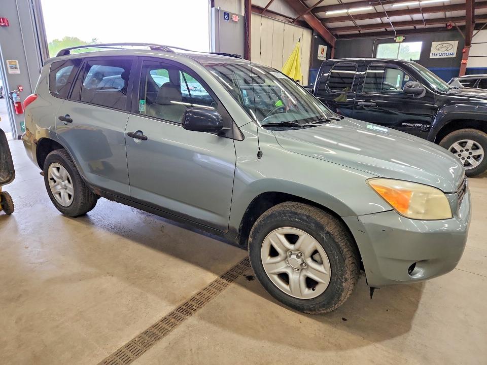 2008 Toyota Rav4 VIN JTMBK33V886037589 COPART salvage auction — MINOR DENT/SCRATCHES, Ny - Certificate Of Title, sold $3,500 on 2026-07-31 (photo 4)