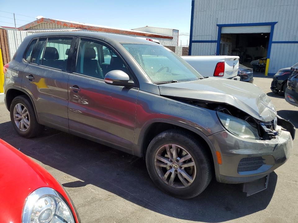 2012 Volkswagen Tiguan VIN WVGAV7AX7CW004750 COPART salvage auction — FRONT END, Mt - Certificate Of Title, sold $475 on 2026-07-07 (photo 4)