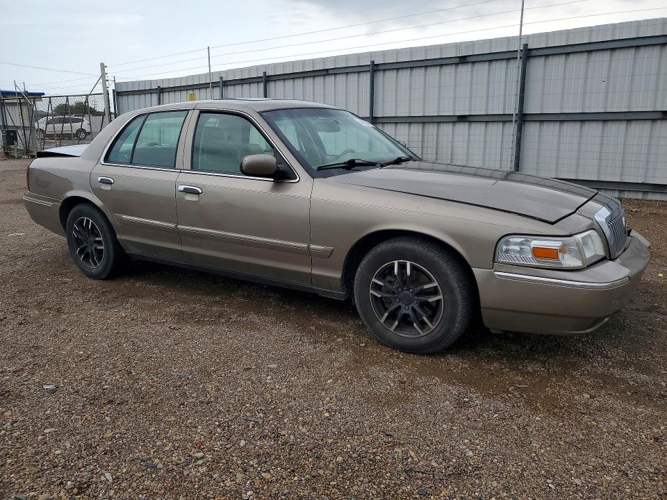 2006 Mercury Grand marquis VIN 2MHFM75V76X630587 COPART salvage auction — ALL OVER, TX - SALVAGE VEHICLE TITLE (P), sold $525 on 2026-08-05 (photo 4)