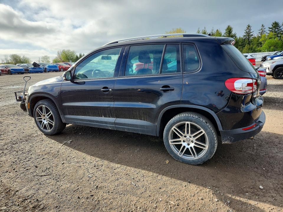 2015 Volkswagen Tiguan VIN WVGJV7AX6FW600629 COPART salvage auction — REAR END, On - Permit Salvage (P), sold $300 on 2026-07-28 (photo 2)