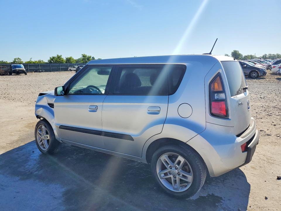 2010 Kia Soul VIN KNDJT2A23A7120536 COPART salvage auction — FRONT END, Mo - Salvage Certificate Of Title, sold $575 on 2026-07-06 (photo 2)