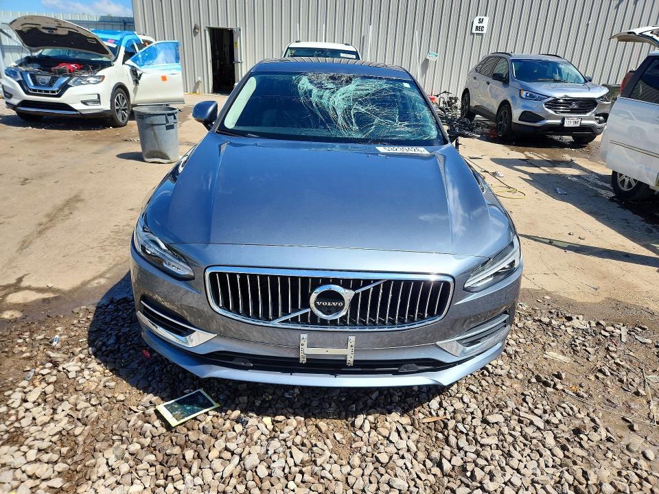 2018 Volvo S90 VIN LVYBC0AL9JP035873 COPART salvage auction — FRONT END, Wi - Certificate Of Title, sold $9,300 on 2026-07-06 (photo 5)