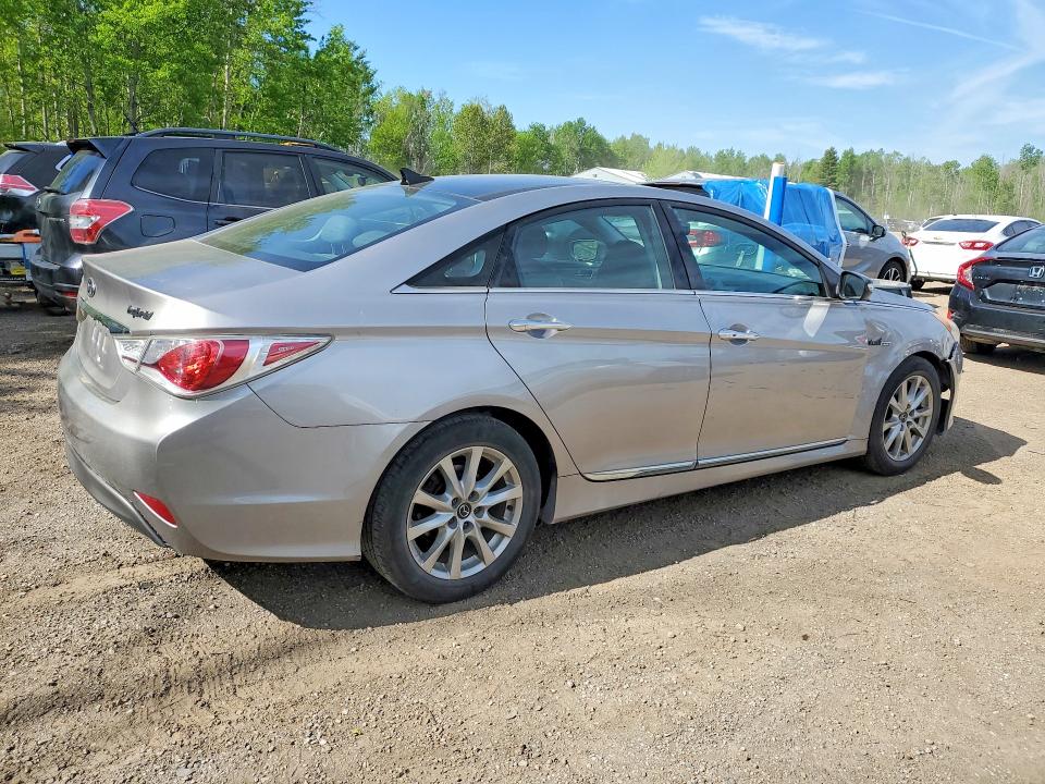 2012 Hyundai Sonata VIN KMHEC4A40CA060313 COPART salvage auction — SIDE, On - Permit No Brand - Unfit, sold $850 on 2026-07-21 (photo 3)