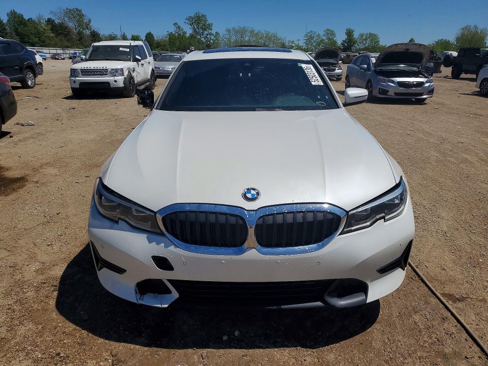 2019 BMW VIN WBA5R7C57KAJ85444 COPART salvage auction — SIDE, Mi - Certificate Of Title, sold $750 on 2026-07-02 (photo 5)