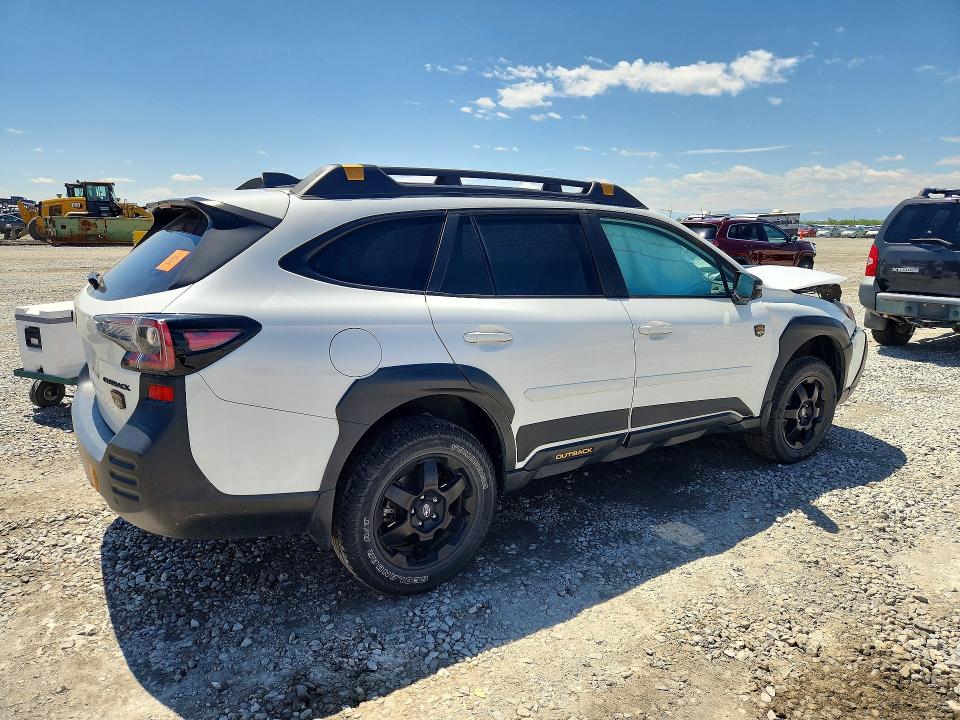 2022 Subaru Outback VIN 4S4BTGUD2N3174319 COPART salvage auction — FRONT END, Co - Salvage Title, sold $300 on 2026-07-30 (photo 3)
