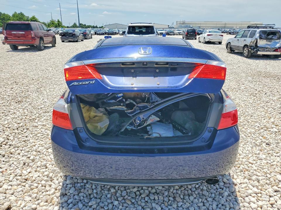 2013 Honda VIN 1HGCR2F72DA103540 COPART salvage auction — SIDE, Tx - Salvage Vehicle Title, sold $700 on 2026-07-02 (photo 6)