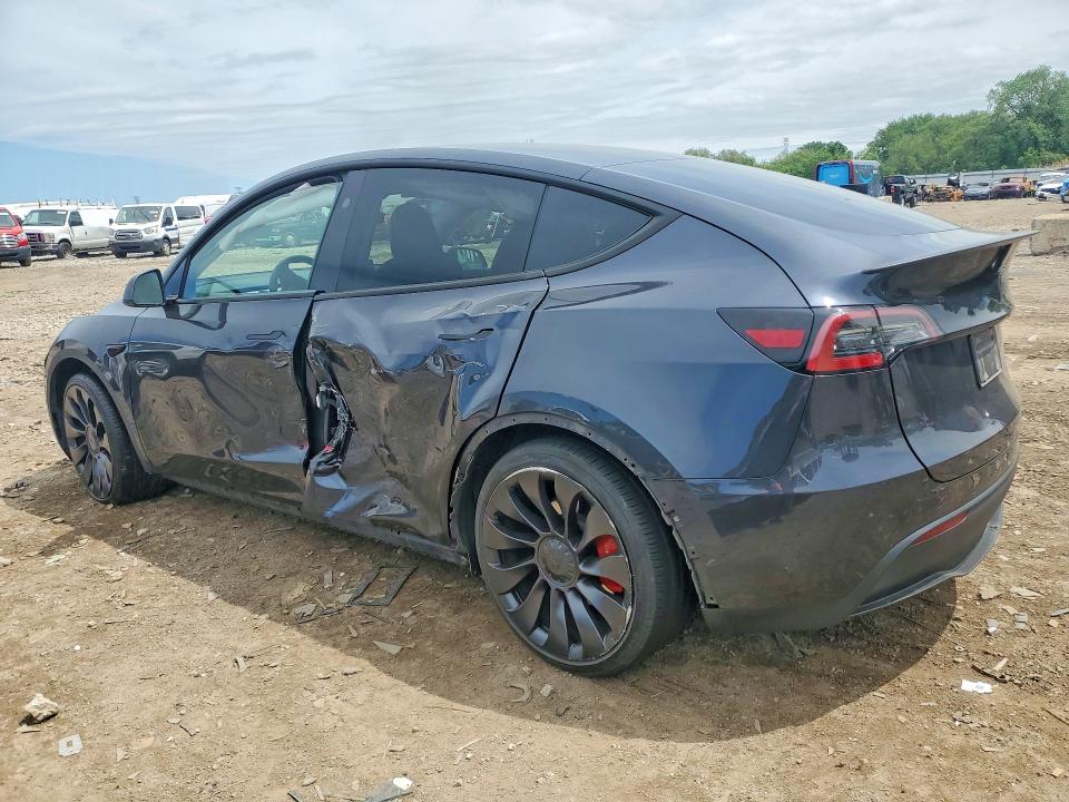 2024 Tesla Model y VIN 7SAYGDEFXRA278454 COPART salvage auction — SIDE, Il - Salvage Certificate, sold $15,300 on 2026-07-24 (photo 2)