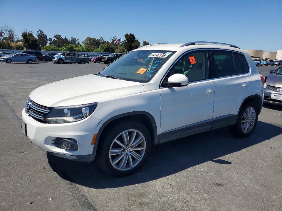 2013 Volkswagen Tiguan VIN WVGBV3AXXDW601034 COPART salvage auction — MINOR DENT/SCRATCHES, CA - DIS/DLR/EXP ONLY CLEAN TITLE, sold $2,100 on 2026-07-20 (photo 1)