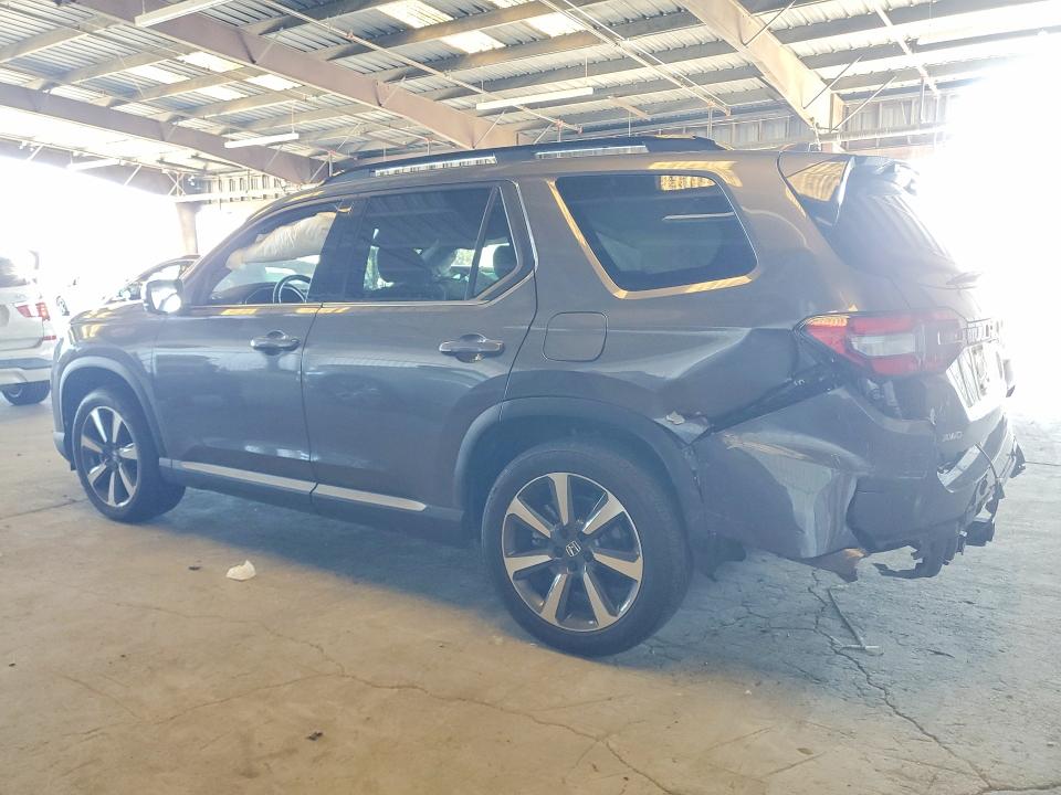 2025 Honda Pilot VIN 5FNYG1H82SB003081 COPART salvage auction — REAR END, Ca - Salvage Certificate, sold $8,100 on 2026-07-09 (photo 2)