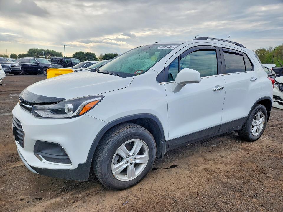 2018 Chevrolet Trax VIN KL7CJPSB8JB671890 COPART salvage auction — SIDE, NH - CERTIFICATE OF TITLE, sold $1,950 on 2026-07-09 (photo 1)