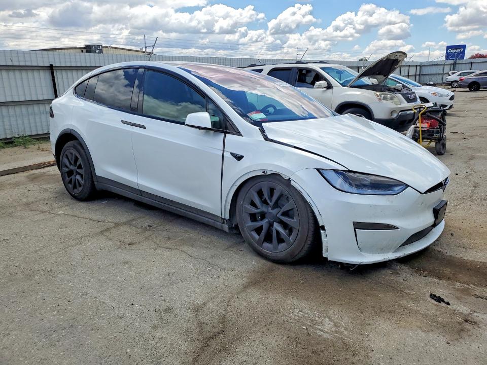 2023 Tesla Model x VIN 7SAXCAE5XPF425711 COPART salvage auction — FRONT END, Ca - Salvage Certificate, sold $23,400 on 2026-07-06 (photo 4)