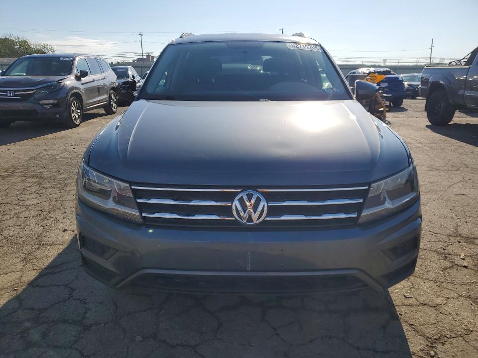 2018 Volkswagen Tiguan VIN 3VV1B7AXXJM075808 COPART salvage auction — MINOR DENT/SCRATCHES, IN - CERTIFICATE OF TITLE (P), sold $3,400 on 2026-07-28 (photo 5)