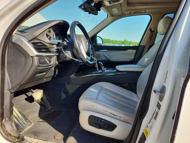 2015 BMW X5 VIN 5UXKR0C54F0K65758 COPART salvage auction — NORMAL WEAR, Ms - Certificate Of Title, sold $6,500 on 2026-09-03 (photo 7)