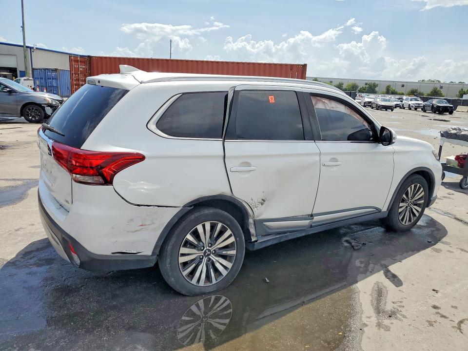 2019 Mitsubishi Outlander VIN JA4AD3A32KZ036316 COPART salvage auction — SIDE, Fl - Cert Of Title Slvg Rebuildable, sold $2,050 on 2026-07-14 (photo 3)
