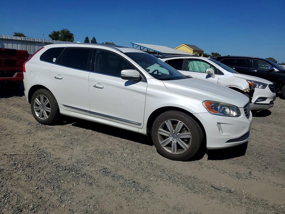 2017 Volvo VIN YV440MRU7H2146505 COPART salvage auction — REAR END, Ca - Salvage Certificate, sold $3,400 on 2026-07-14 (photo 4)