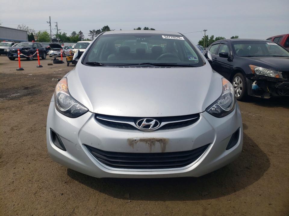 2011 Hyundai Elantra VIN 5NPDH4AE1BH040542 COPART salvage auction — VANDALISM, Ca - Cert Of Title-Salvaged, sold $1,450 on 2026-07-02 (photo 5)