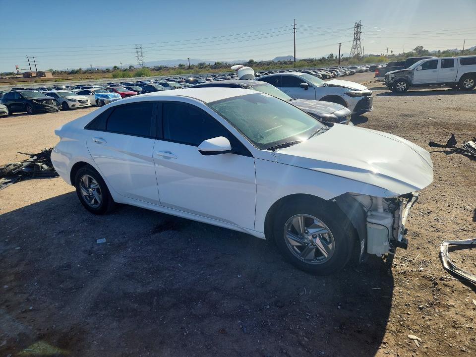 2025 Hyundai Elantra VIN KMHLL4DG7SU864814 COPART salvage auction — FRONT END, Az - Cert Of Title - Salvage, sold $5,200 on 2026-07-10 (photo 4)