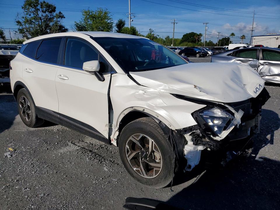 2023 Kia Sportage VIN KNDPU3AF7P7035062 COPART salvage auction — FRONT END, Fl - Certificate Of Destruction, sold $5,300 on 2026-07-31 (photo 4)