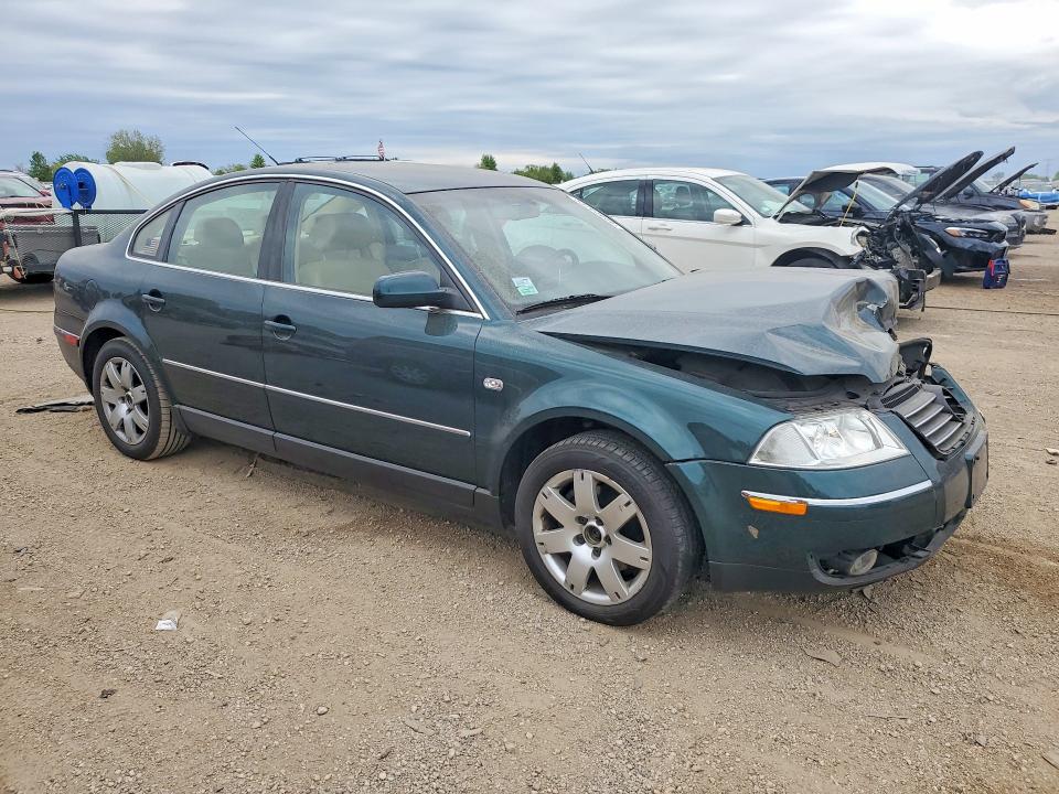 2002 Volkswagen Passat VIN WVWRH63B62P019341 COPART salvage auction — FRONT END, IL - SALVAGE CERTIFICATE, sold $325 on 2026-07-07 (photo 4)