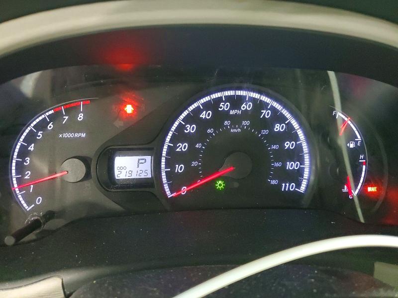 2011 Toyota Sienna VIN 5TDJK3DC3BS027455 COPART salvage auction — SIDE, Mn - Cert Of Title-Prior Salvage, sold $2,050 on 2026-07-07 (photo 9)