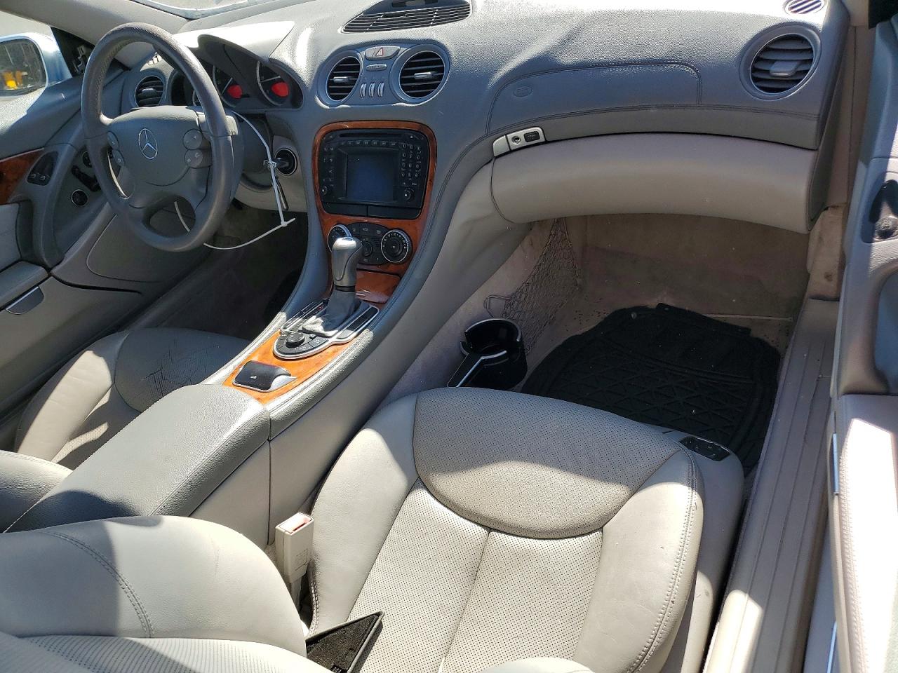 2003 Mercedes-Benz SL-Class VIN WDBSK75F73F052010 COPART salvage auction — Mechanical, PA - CERT OF TITLE (P), sold $1,550 on 2026-07-01 (photo 8)