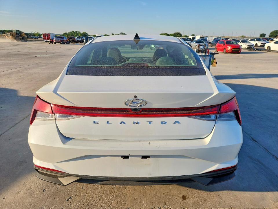 2022 Hyundai Elantra VIN 5NPLM4AG7NH067144 COPART salvage auction — SIDE, Tx - Salvage Vehicle Title, sold $4,050 on 2026-07-23 (photo 6)