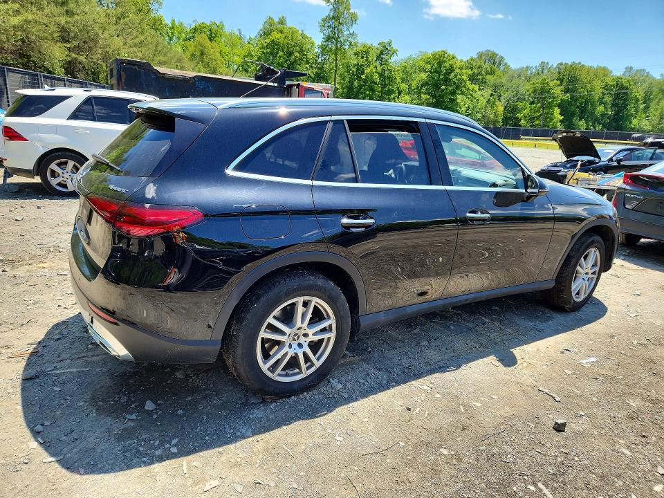2023 Mercedes-benz VIN W1NKM4HB1PF030098 COPART salvage auction — SIDE, Md - Cert Of Salvage > 75% Damage, sold $13,800 on 2026-07-31 (photo 3)
