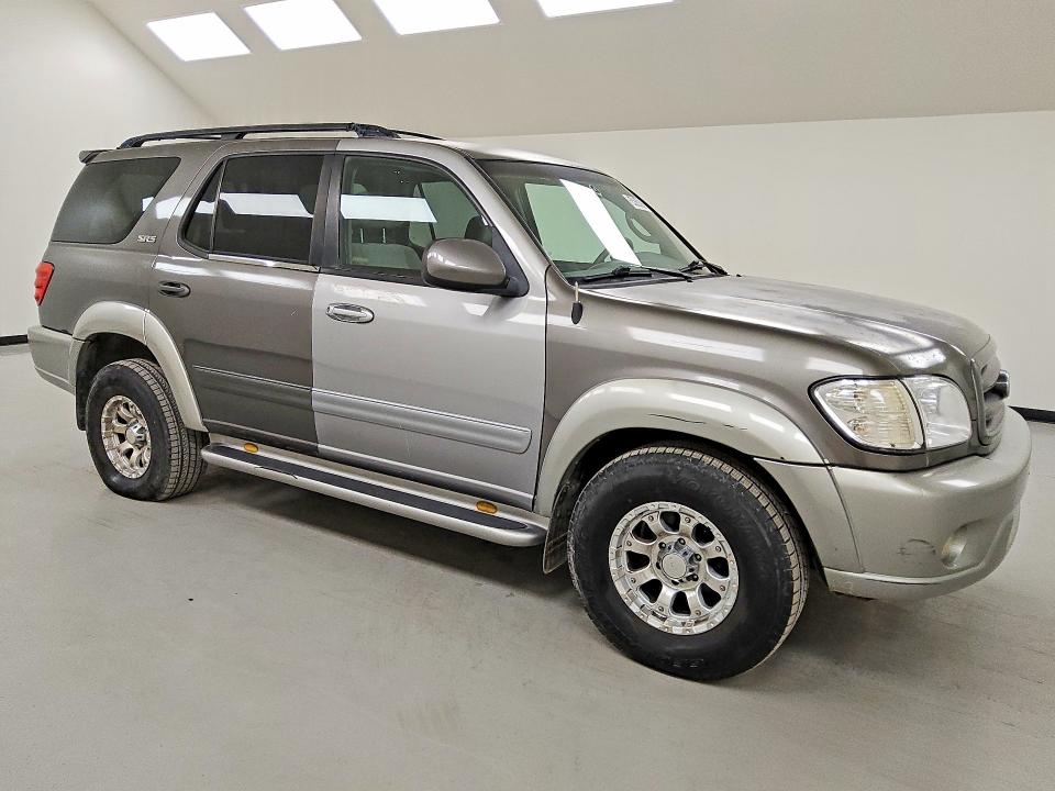 2003 Toyota Sequoia VIN 5TDZT34A03S195540 COPART salvage auction — MINOR DENT/SCRATCHES, TX - CERTIFICATE OF TITLE, sold $1,250 on 2026-07-09 (photo 4)