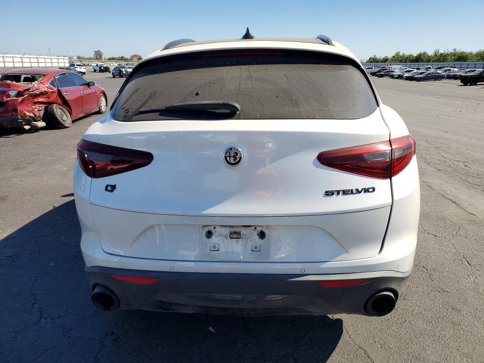 2019 Alfa romeo VIN ZASPAKBN2K7C49398 COPART salvage auction — REAR END, Ca - Salvage Certificate, sold $8,300 on 2026-07-20 (photo 6)