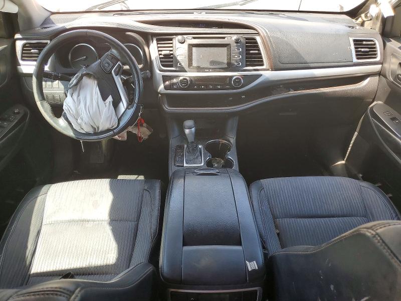 2015 Toyota Highlander VIN 5TDZKRFH8FS114790 COPART salvage auction — FRONT END, Az - Certificate Of Title (P), sold $2,700 on 2026-07-27 (photo 8)