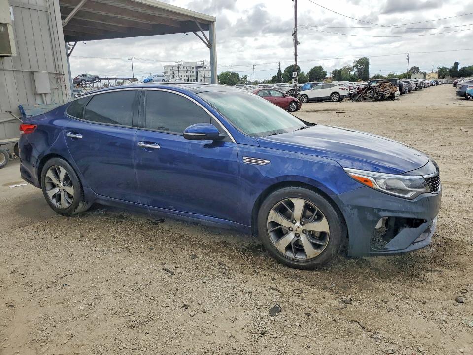 2019 Kia Optima VIN 5XXGT4L35KG354813 COPART salvage auction — MINOR DENT/SCRATCHES, Ca - Dis/Dlr/Exp Only Clean Title, sold $1,700 on 2026-07-06 (photo 4)
