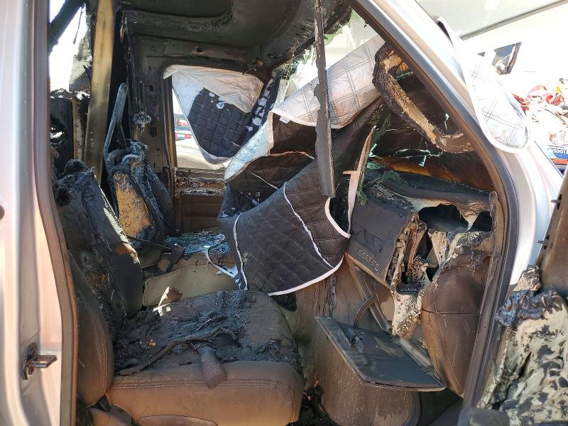 2020 Frrv Sunseeker VIN 1FDXE4FS4KDC17476 COPART salvage auction — INTERIOR BURN, AZ - CERT OF TITLE - SALVAGE, sold $1,650 on 2026-08-27 (photo 5)