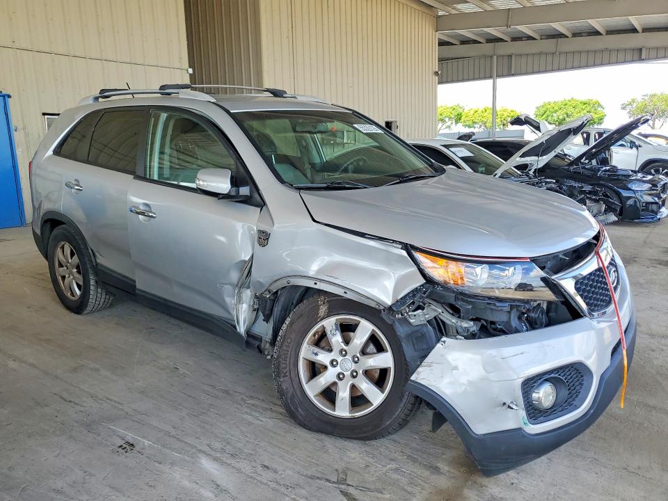 2013 Kia VIN 5XYKT4A68DG353936 COPART salvage auction — FRONT END, Fl - Cert Of Title Slvg Rebuildable, sold $950 on 2026-07-08 (photo 4)