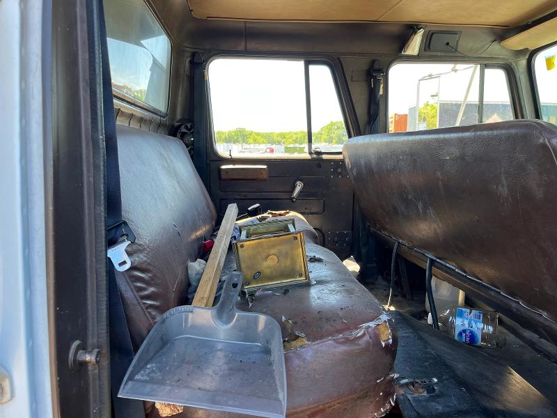 1990 International 4000 series VIN 1HTSDZZN1LH257967 COPART salvage auction — MINOR DENT/SCRATCHES, Pa - Cert Of Title-Formerly Abandon (P), sold $3,500 on 2026-07-09 (photo 6)
