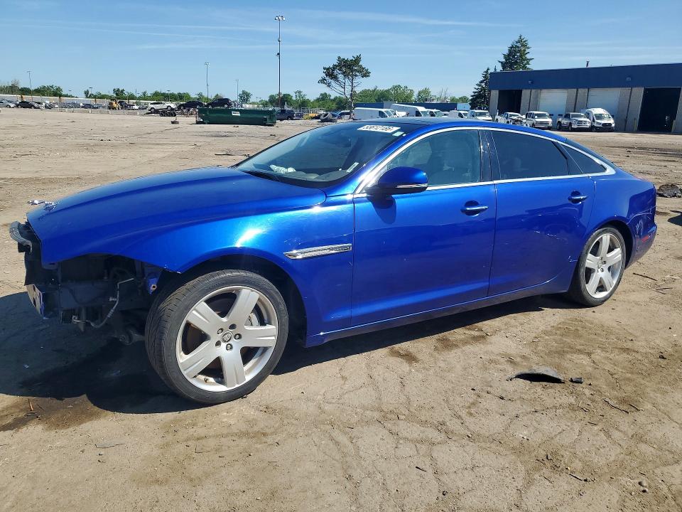 2017 Jaguar Xj series VIN SAJWJ2GD1H8W06076 COPART salvage auction — FRONT END, WV - SALVAGE CERTIFICATE, sold $1,500 on 2026-07-02 (photo 1)