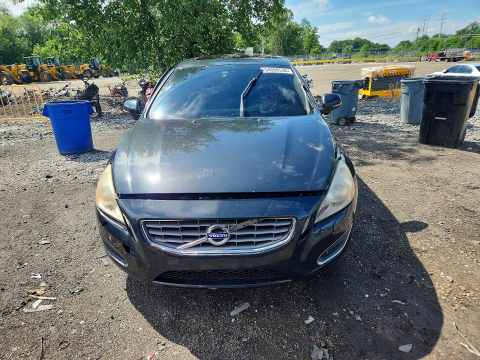 2012 Volvo VIN YV1622FS8C2125002 COPART salvage auction — SIDE, Id - Salvage Certificate Of Title, sold $375 on 2026-08-18 (photo 5)