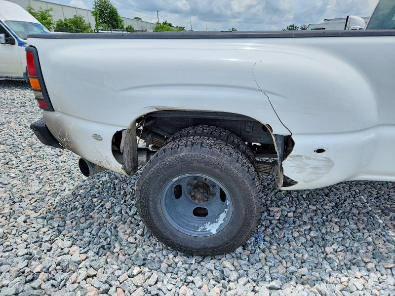 2007 Chevrolet Silverado 3500 VIN 1GCJC33D17F175103 COPART salvage auction — MINOR DENT/SCRATCHES, FL - CERT OF TITLE SLVG REBUILDABLE, sold $10,700 on 2026-07-29 (photo 9)