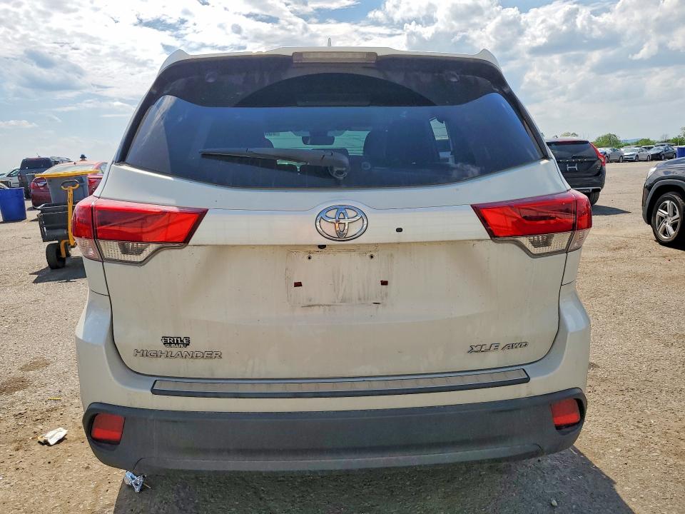 2017 Toyota VIN 5TDJZRFH2HS514842 COPART salvage auction — SIDE, Pa - Certificate Of Salvage, sold $350 on 2026-07-24 (photo 6)