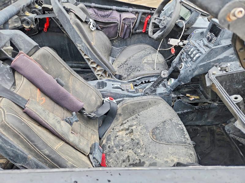 2021 Can-am/ brp VIN 3JBVNAV28MK000143 COPART salvage auction — ROLLOVER, Nv - Cert Of Title-Ohv Total Loss, sold $6,600 on 2026-10-01 (photo 5)