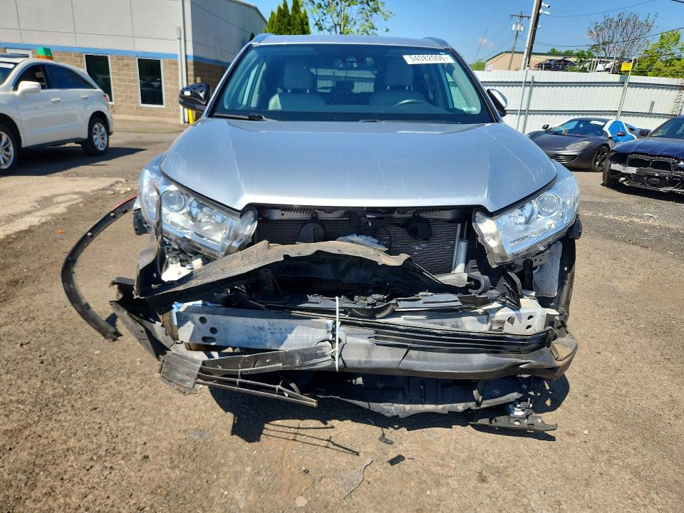 2019 Toyota VIN 5TDJZRFH8KS723459 COPART salvage auction — FRONT END, Ct - Cert Of Title-Salvage, sold $8,400 on 2026-07-02 (photo 5)