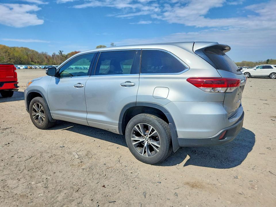 2017 Toyota Highlander VIN 5TDBZRFH3HS406511 COPART salvage auction — SIDE, Ma - Cert Of Title-Salvage, sold $4,650 on 2026-07-27 (photo 2)