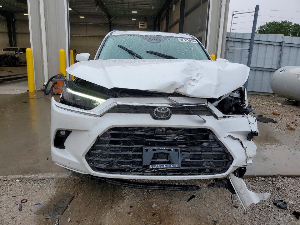 2024 Toyota Highlander VIN 5TDAAAB57RS050064 COPART salvage auction — FRONT END, Ne - Cert Of Title-Salvage, sold $20,000 on 2026-07-07 (photo 5)