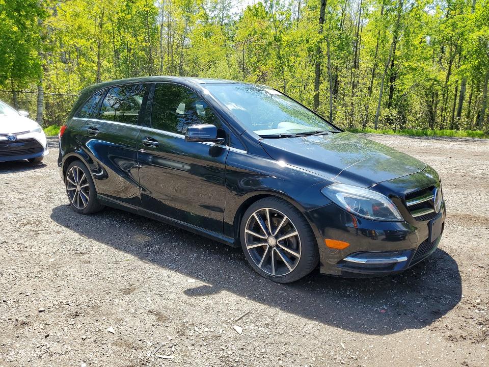 2014 Mercedes-benz VIN WDDMH4EB6EJ198263 COPART salvage auction — NORMAL WEAR, On - Permit No Brand - Unfit, sold $2,650 on 2026-08-11 (photo 4)