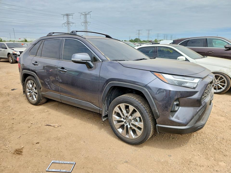 2025 Toyota Rav 4 VIN JTMA1RFV3SJ045343 COPART salvage auction — SIDE, Il - Salvage Certificate, sold $5,100 on 2026-07-28 (photo 4)