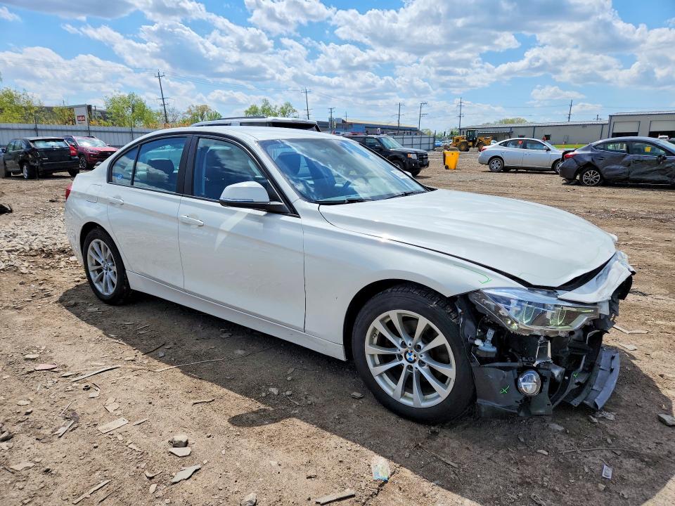 2018 BMW 3er VIN WBA8A3C57JA486923 COPART salvage auction — FRONT END, Il - Salvage Certificate, sold $4,750 on 2026-07-29 (photo 4)