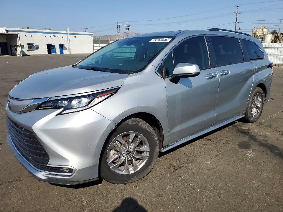 2022 Toyota Sienna VIN 5TDJSKFC9NS044854 COPART salvage auction — FRONT END, Az - Dis/Dlr/Exp Only Salvage Title, sold $7,900 on 2026-07-20 (photo 1)