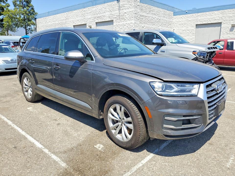 2019 Audi Q7 VIN WA1AAAF74KD010032 COPART salvage auction — REJECTED REPAIR, Ca - Dis/Dlr/Exp Only Clean Title, sold $4,200 on 2026-07-21 (photo 4)